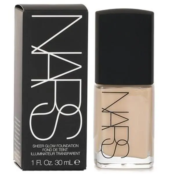 Nars Sheer Glow Foundation - Gobi (Light 3)