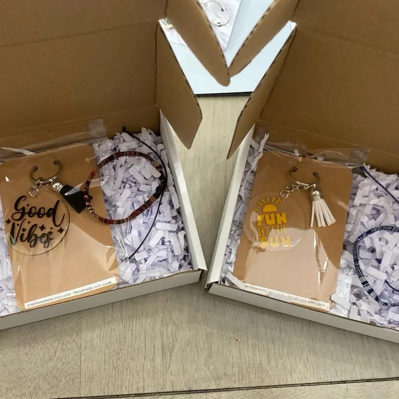 Good Vibes in a Box Handmade Keychain & Friendship Bracelet Gift Set with "Good Vibes" Tag and Tassel Charm