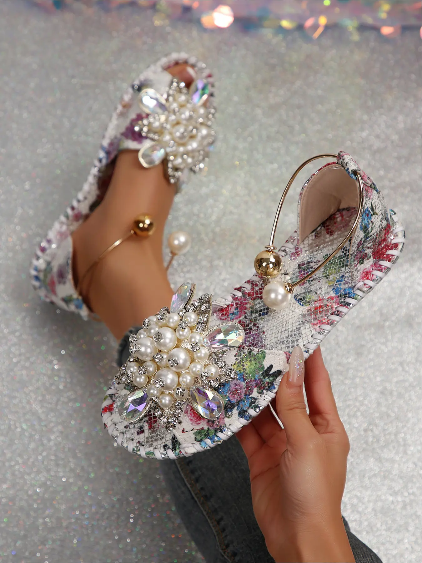 Women s Boho Sandals Handmade Beaded Flower Flat Summer Beach Shoes Bohemian Print Flip Flops with Pearl Rhinestones Fashionable Rhinestone Sandals Flat Heel Sandals