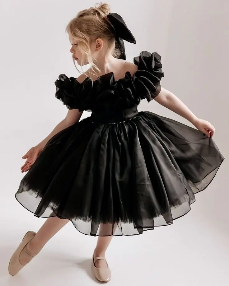 Girls' Little Black Frilled Sleeveless Ruffled Dress with Pearl Belt & Hair Accessories, Elegant High-End Birthday Party Dresses for Weddings, Frilled Dress