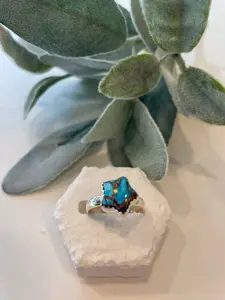 68 Spiny Oyster Arizona Turquoise Star Ring Sz 8