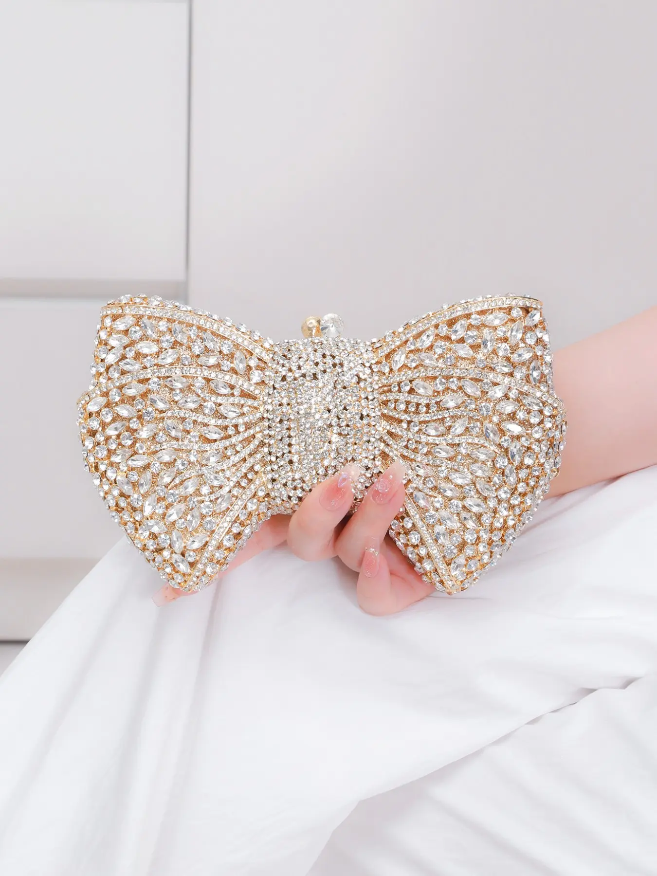 Sparkling Bow Shape Rhinestone Evening Clutch Bag, Luxurious Wedding Party Handbag, Elegant Crystal Wallet, Fashion Lipstick Pouch, Embellished Clutch, Evening Purse, Glittery Clutch Bag