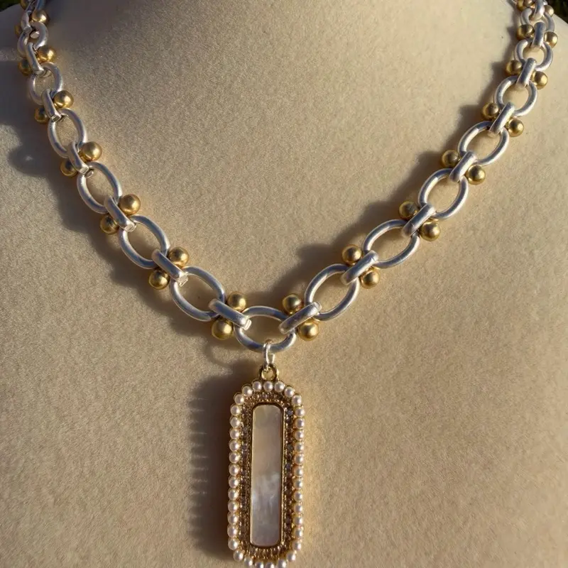 Classy Sassy Necklace Classy Sassy Necklace