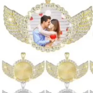 Gold  memorial pendant