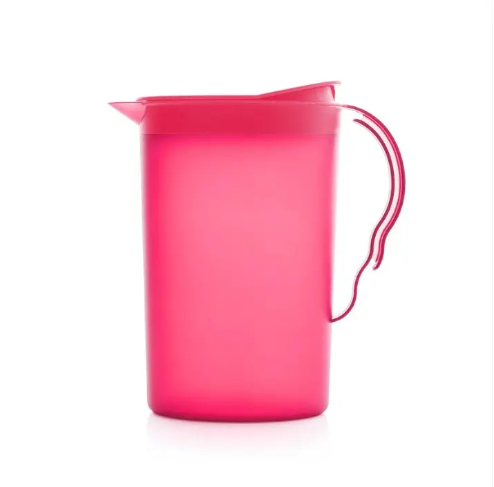 Tupperware Impressions 2-Qt Pitcher with Lid Tupperware Impressions 2-Qt Pitcher with Lid