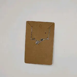 Flower Necklace for Women - Perfect for Everyday Wear