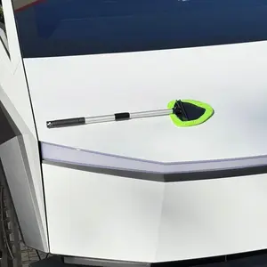 Cybertruck Windshield Extendable Microfiber Dust Cleaning Wand Brush (Short Version) - Green