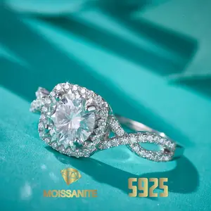 925 Sterling Silver 1.3 Carat Moissanite Ring Eternity Round Engagement Rings for Women, Luxurious Romantic Design for Confession, Engagement, Wedding, Perfect for Anniversary, Birthday, Thanksgiving, Christmas Gift, Comes with Gift Box