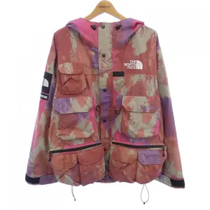 Pre-owned Supreme Nylon Small Leather Goods The North Face Jacket