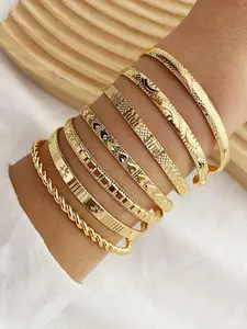 Geometric & Heart Design Cuff Gypsy Bangles As Gift for Girlfriend, Texture Metal Twist Design Bracelet on Wrist, Elegant Matching Jewelry, Classic Fashion Accessories for Daily Wear, Stack Bracelet for Wife, Stylish Design, Stackable Cuff Bracelet