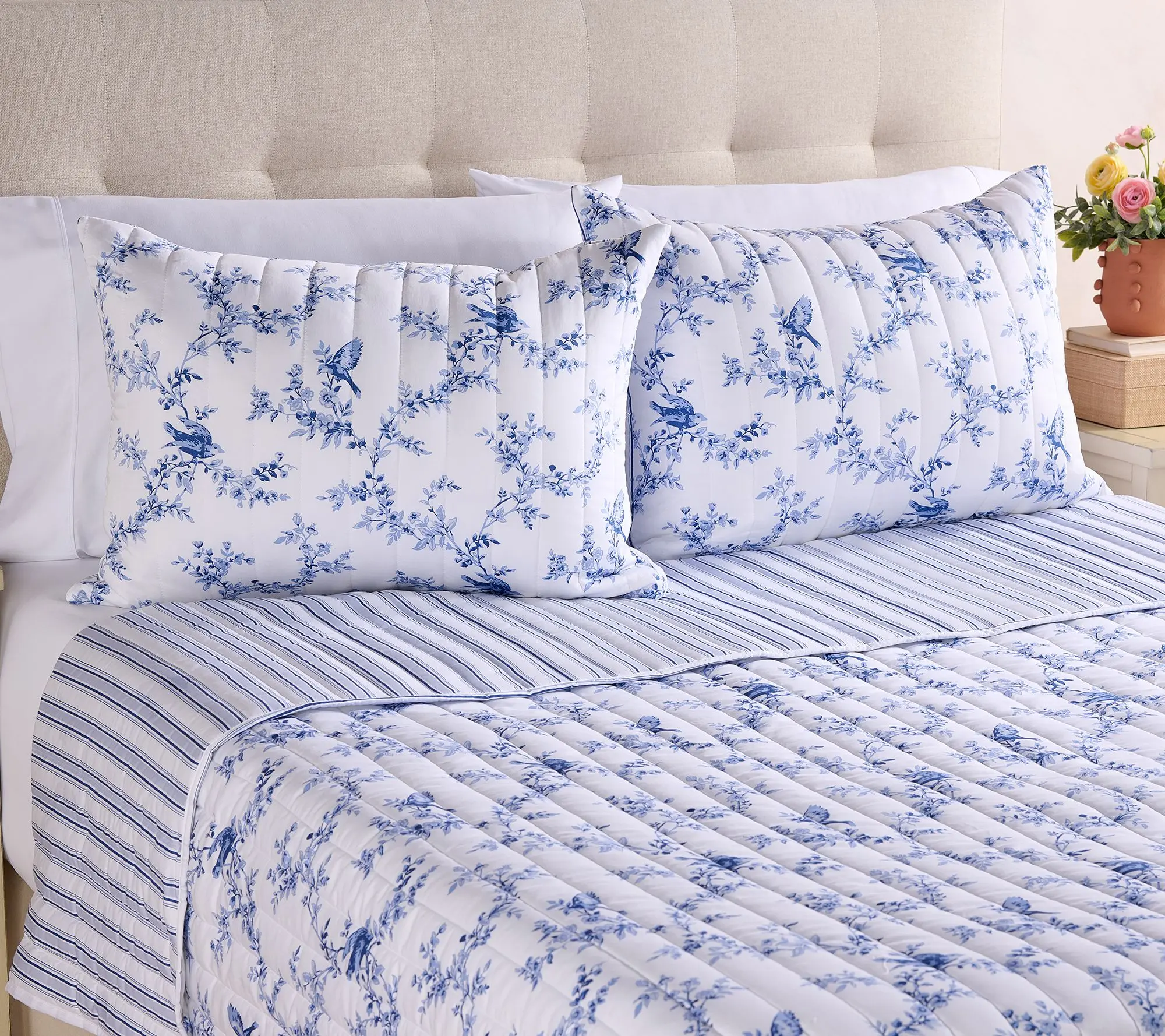Springtime Songbird Reversible King Quilt Set by Kim Gravel