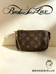Pre-owned Louis Vuitton Classic Monogram Canvas Mini Zipped Chain Pouch Crossbody Bag