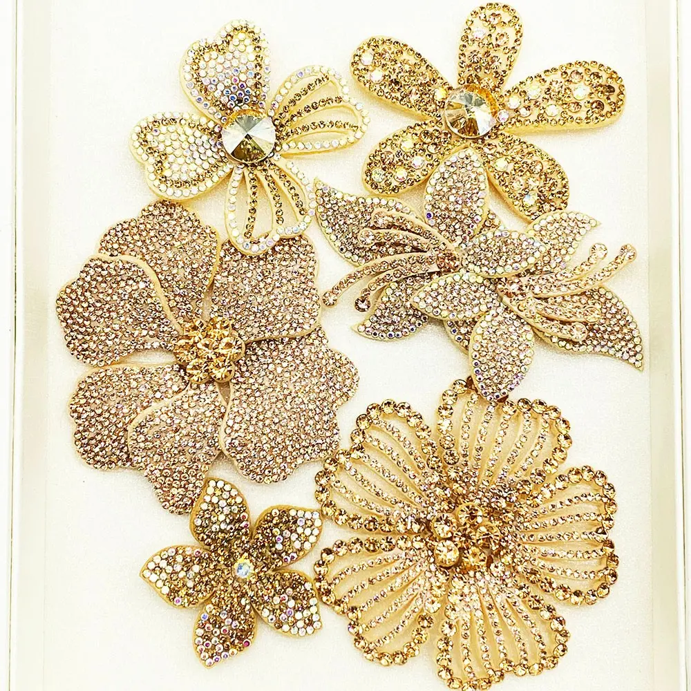 Set of 6 Rhinestone Flower DIY Handmade Embellishments, Sewing Accessories, Fashion Jewelry Accessories for Clothing, Shoes, Hats, Bags, Packaging Decorations