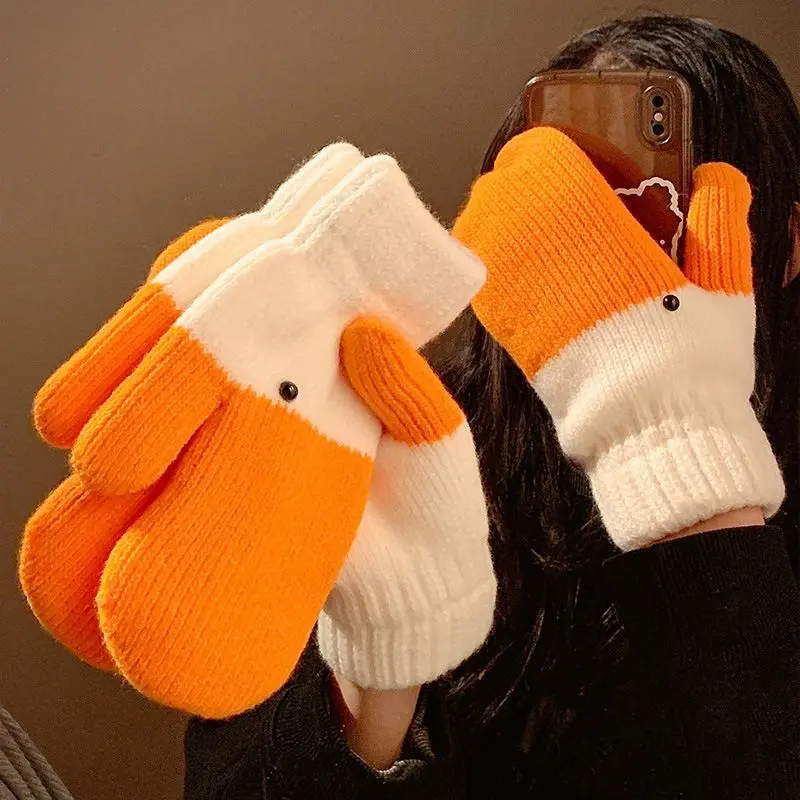 Novelty Goose Mittens, Funny Knitted Gloves for Women with Soft Thermal Lining, Warm Winter Accessory for Cold Weather, Gloves For Cold Weather, Warm Gloves
