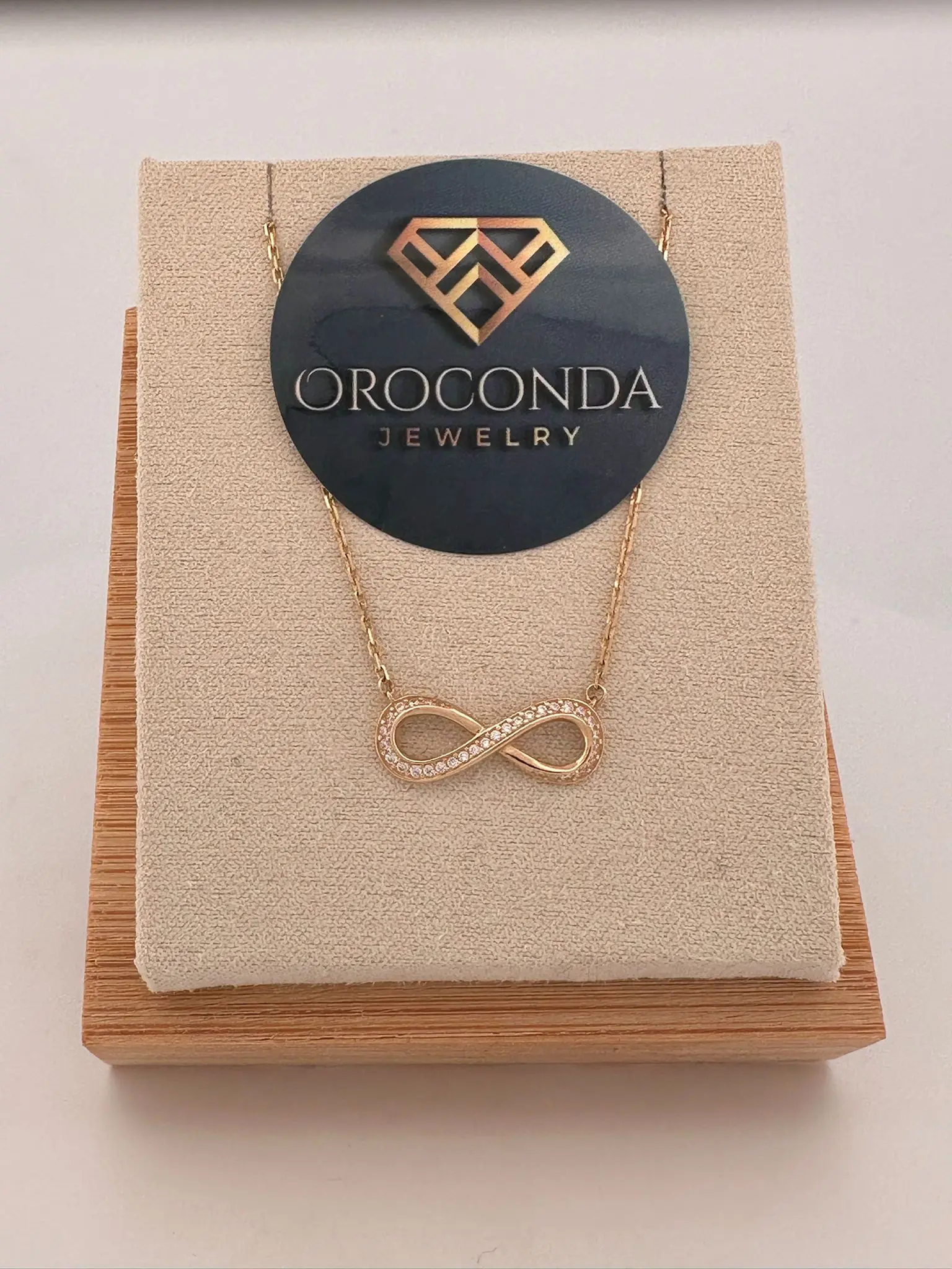 Collar de infinito 14 k Gold