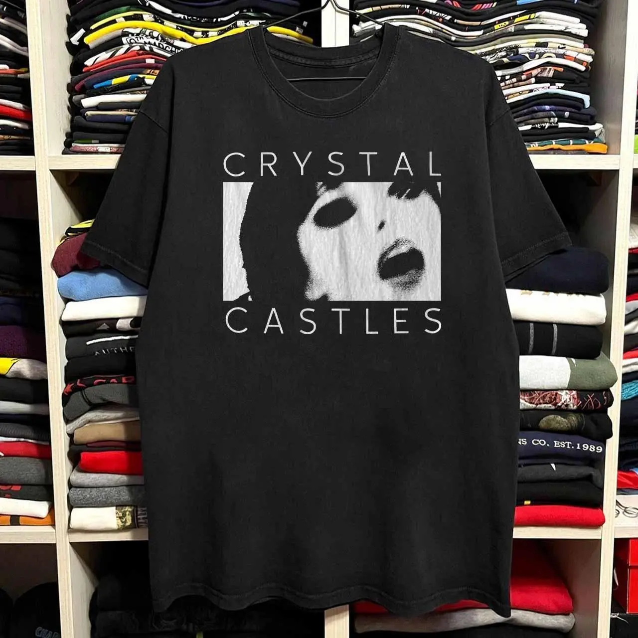 Vintage Style Crystal Castles  T-shirt  Unisex