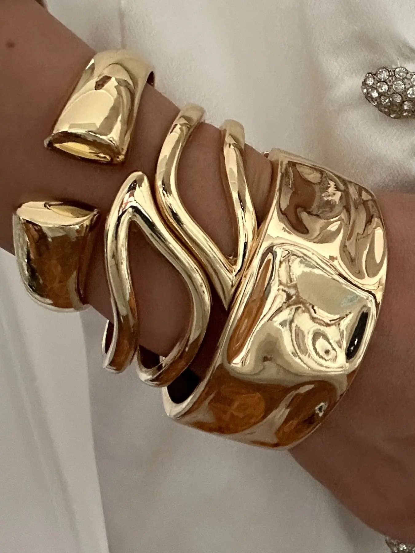 3-Piece Luxury Elegant Jewelry Bracelet Set, Bangle Set, Metal Wide Band, Twisted & Hammered Open Design, Hypoallergenic, Fade-Resistant, European Style Jewelry, Bangles Bracelets Set
