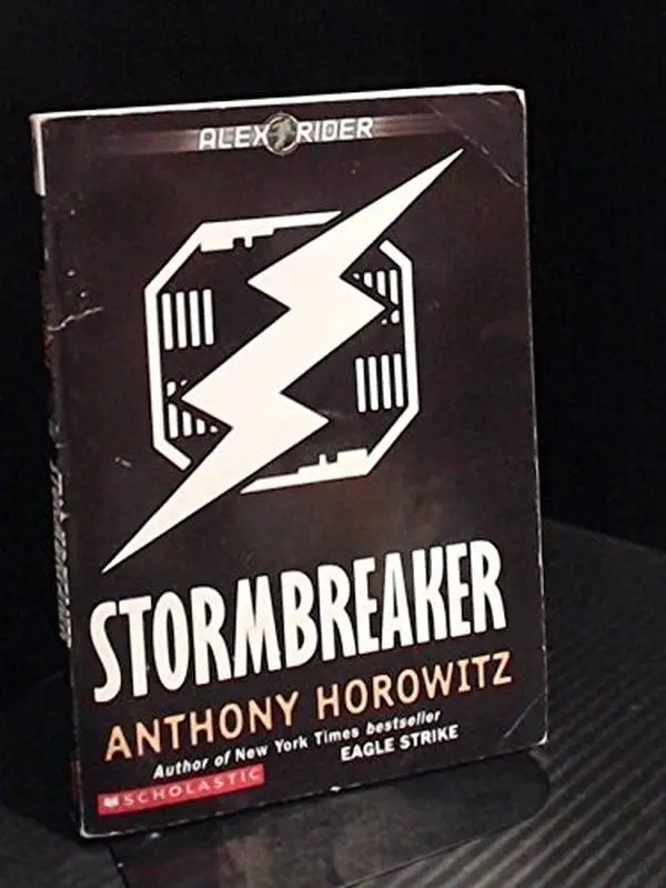 USED Book - Stormbreaker (Alex Rider) by Anthony Horowitz (Paperback) - english