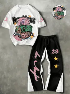 Men’s and women’s summer Y2K streetwear outfit: short-sleeved T-shirt featuring a hip-hop boy design + colored side-striped athletic pants, in black and white, with a retro urban style. Perfect for creating trendy outfits in the Y2K and streetwear fashion
