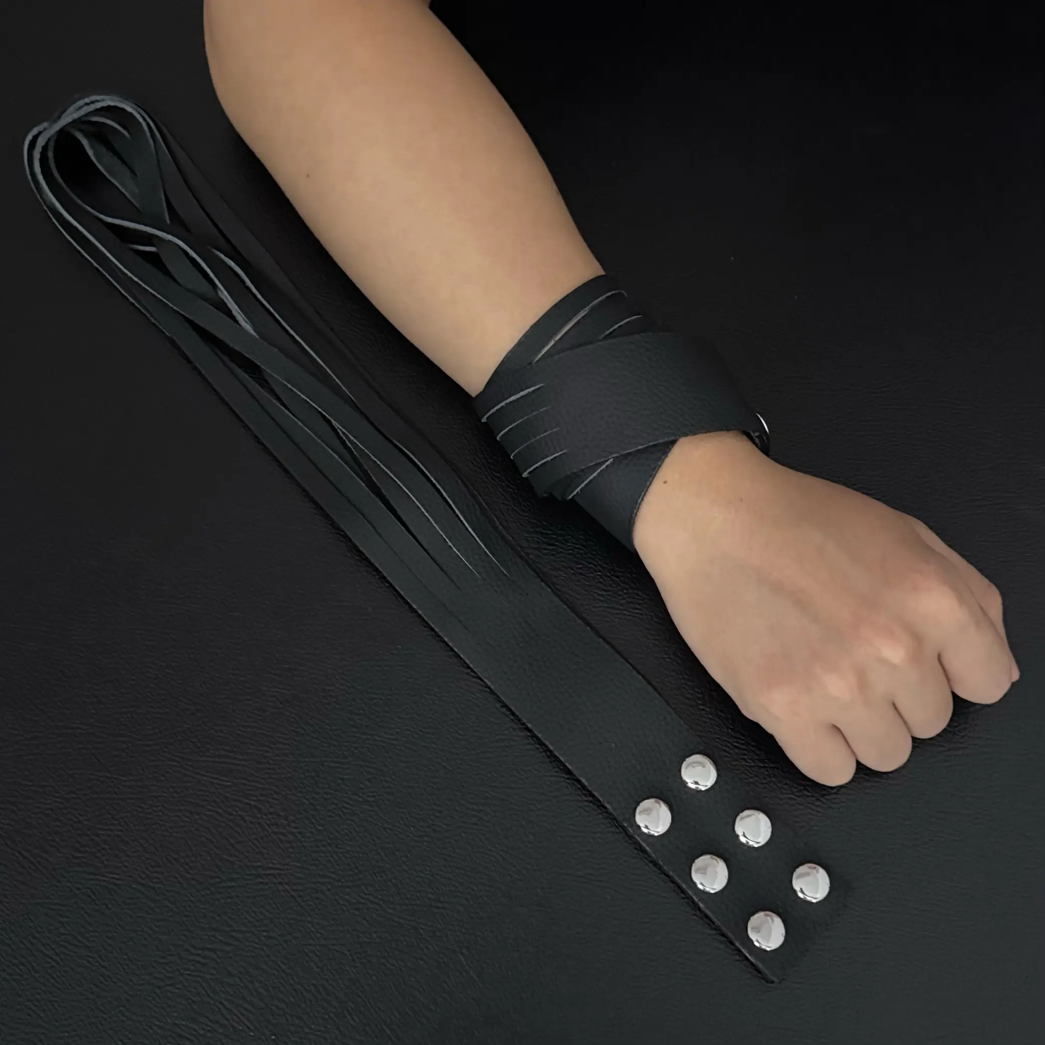 ThatDripTho Unisex Midnight Black Genuine Leather Wrap Bracelet with Heat-Reactive Colors for Women & Men