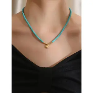 Bohemian Turquoise Heart Pendant Necklace - Boho Chains with Pendants, Colorful Heart Locket Necklaces, Light Luxury Ethnic Style High-Quality Fashion Accessory, Ideal for Halloween, Christmas Gifts