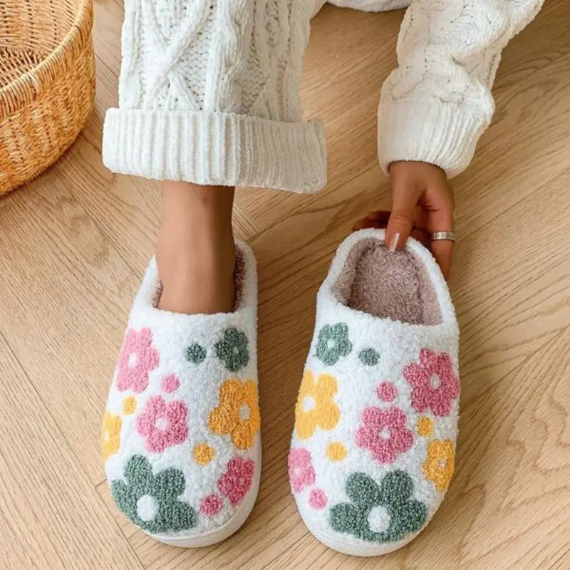 Women's Floral Decorated Slippers, Thick Plush Lining, Non-Slip Rubber Sole, Sweet Style Indoor Home Shoes, Fall & Winter Footwear, Warm House Slippers