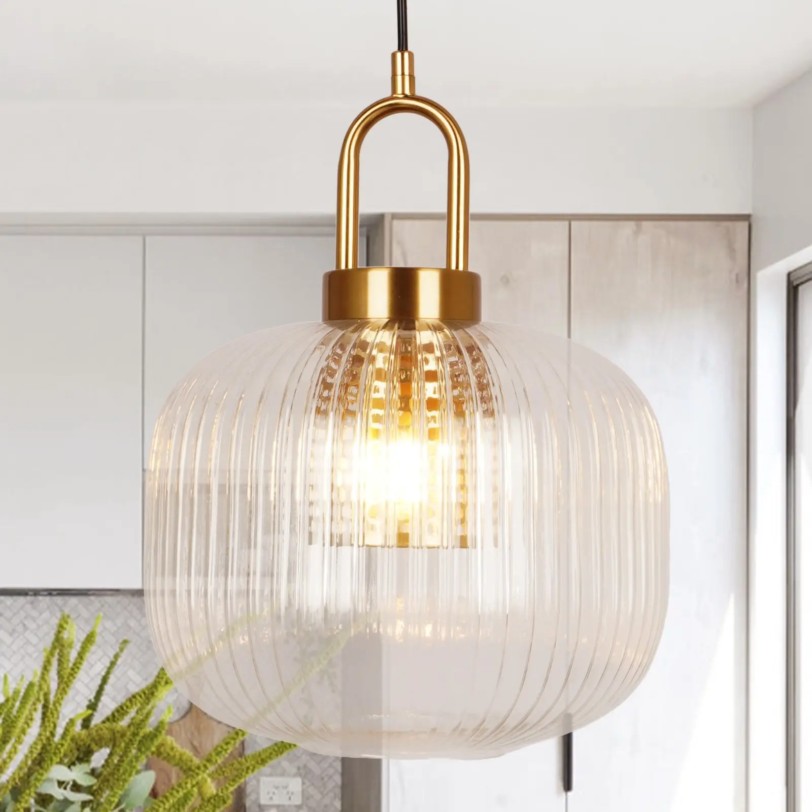 Modern Glass Pendant Hanging Light - 9.5 in Ribbed Clear Glass Globe, Gold Accent, Decorative Home Decoration Indoor Light for Kitchen Islands Dining Room