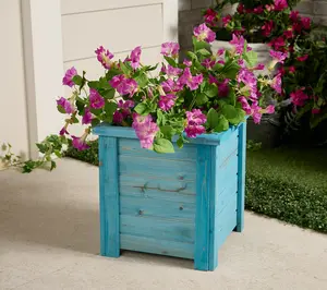 Vegtrug Classic Square Cedar Wood Planter with Liner