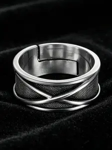1pc Spacetime Cross Titanium Steel Ring, Adjustable Open Band, Textured Band Ring, Cosplay Prop Ring, Anime Inspired Silver Jewelry, Unisex, for Daily Wear, Halloween, Party, Cosplay Events, Viral TikTok Cosplay Jewelry
