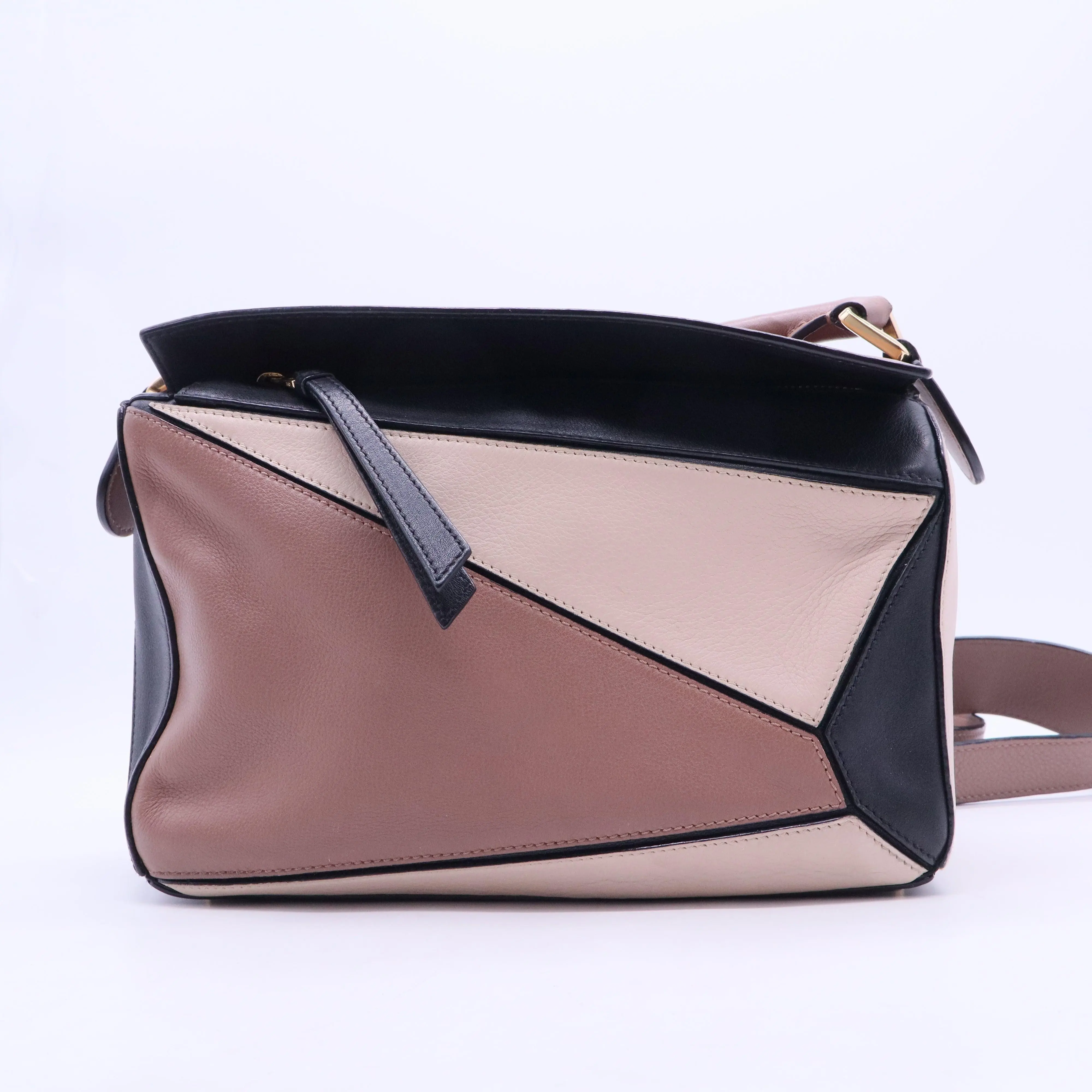 Pre-owned Loewe Leather Crossbody Bags Calfskin Small Puzzle Bag Sand Hazelnut Ash B12390