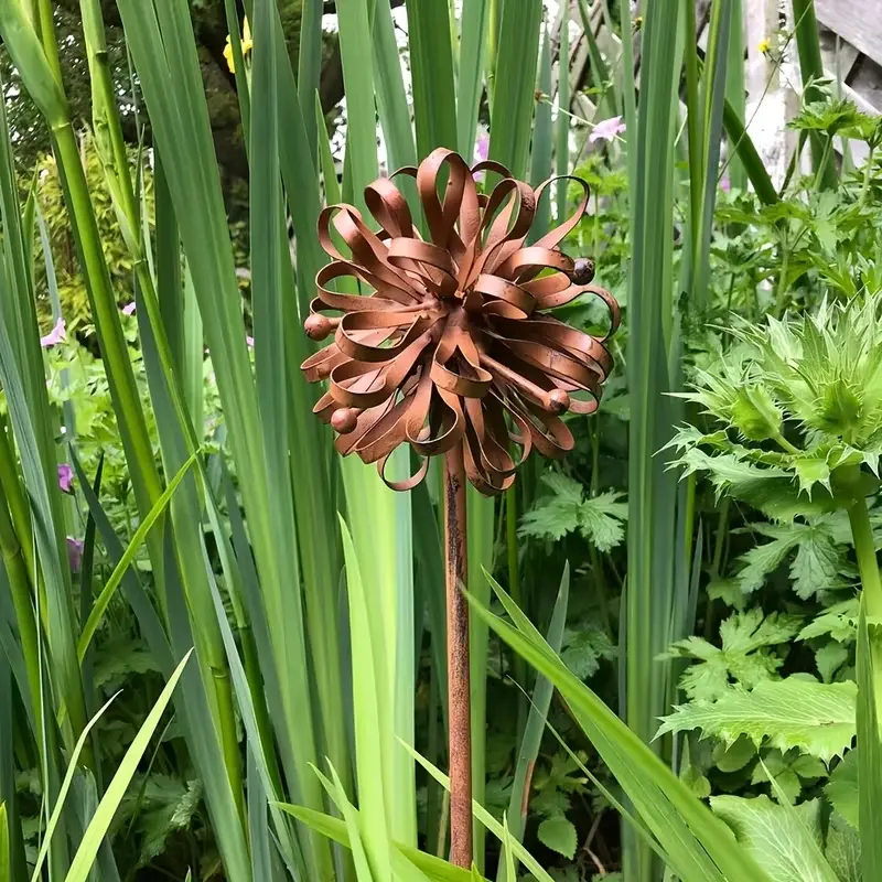 Large Daisy Garden Stake, Heavy-Duty Iron Metal Decorative Floral Decoration, Perfect for Weddings & Special Occasions, Durable Design