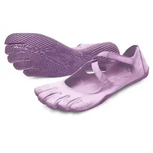 Pink mesh ballet flats: Provides breathability and comfort for bare feet, with a stylish split-toe design flat