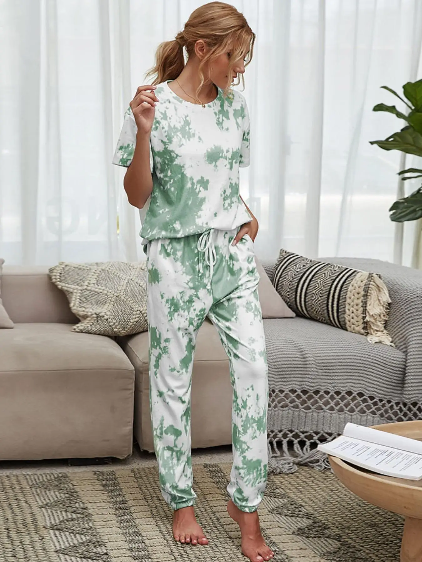 Women's Tie Dye Print Short Sleeve Tee & Drawstring Waist Pants Loungewear Set, Comfy Drop Shoulder Round Neck T-shirt & Trousers Pj Set, Women's Slee