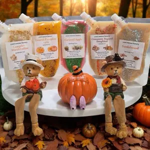 Yami Essence Yumi Moon Luxury Squeezable Soy Wax Melts 7oz Sandalwood Aroma for Home Fragrance & Scented Vegetable Ornaments Decoration Candle