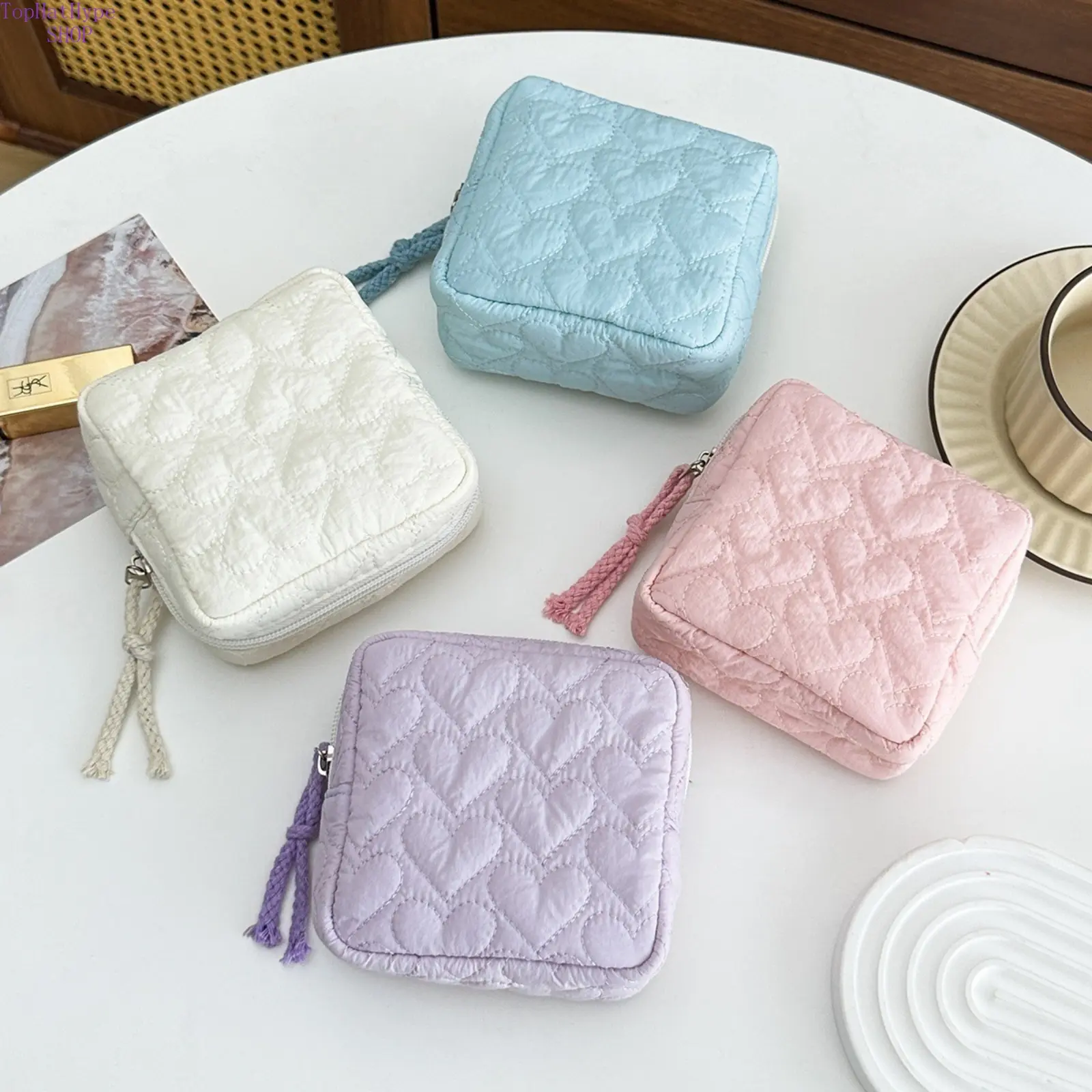 2026 New Quilted Heart Makeup Bag, Portable Travel Toiletry Pouch, Multi-Functional Lipstick Bag & Feminine Hygiene Organizer, Compact Soft Storage Bag Perfect for Daily Carry, Travel, School & Outdoor Essentials