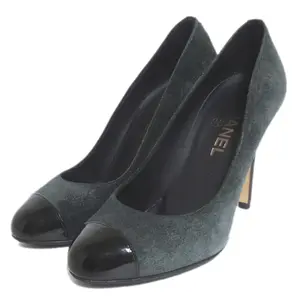 Pre-owned CHANEL Suede Small Leather Goods Coco Mark Patent Leather Pumps