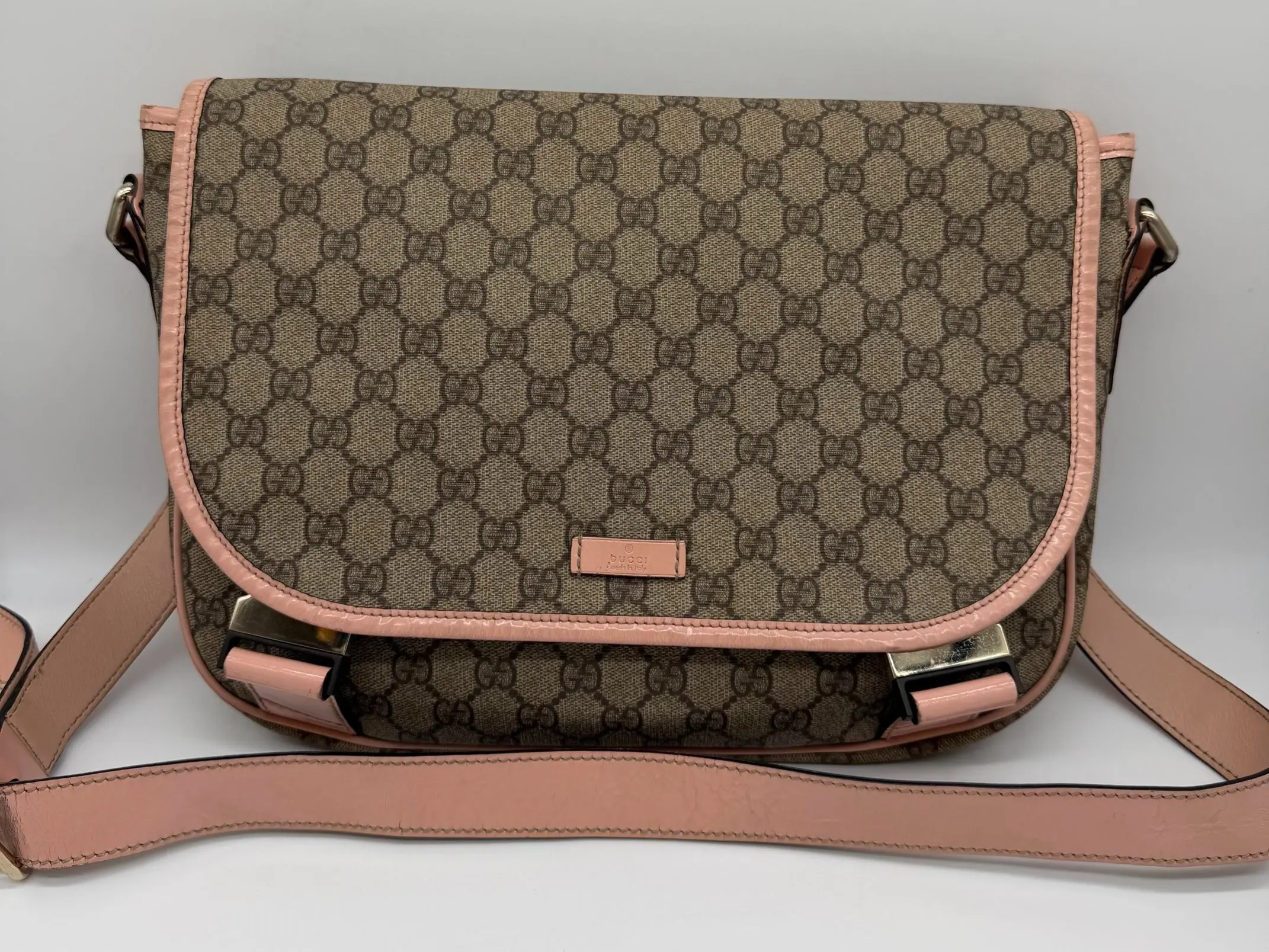 Pre-owned GUCCI PVC Messenger Bags GG Supreme Messenger Bag