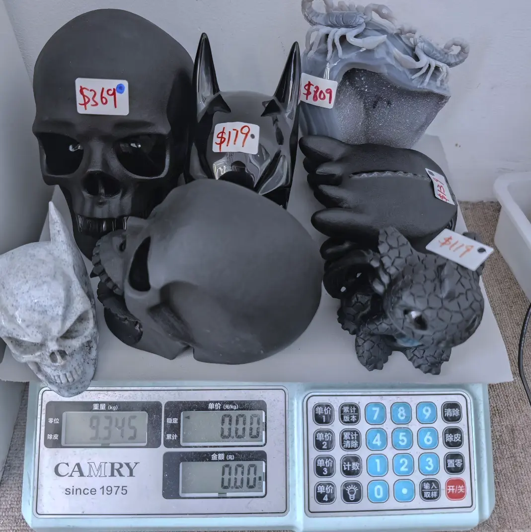skullis live item, black obsidian skulls
