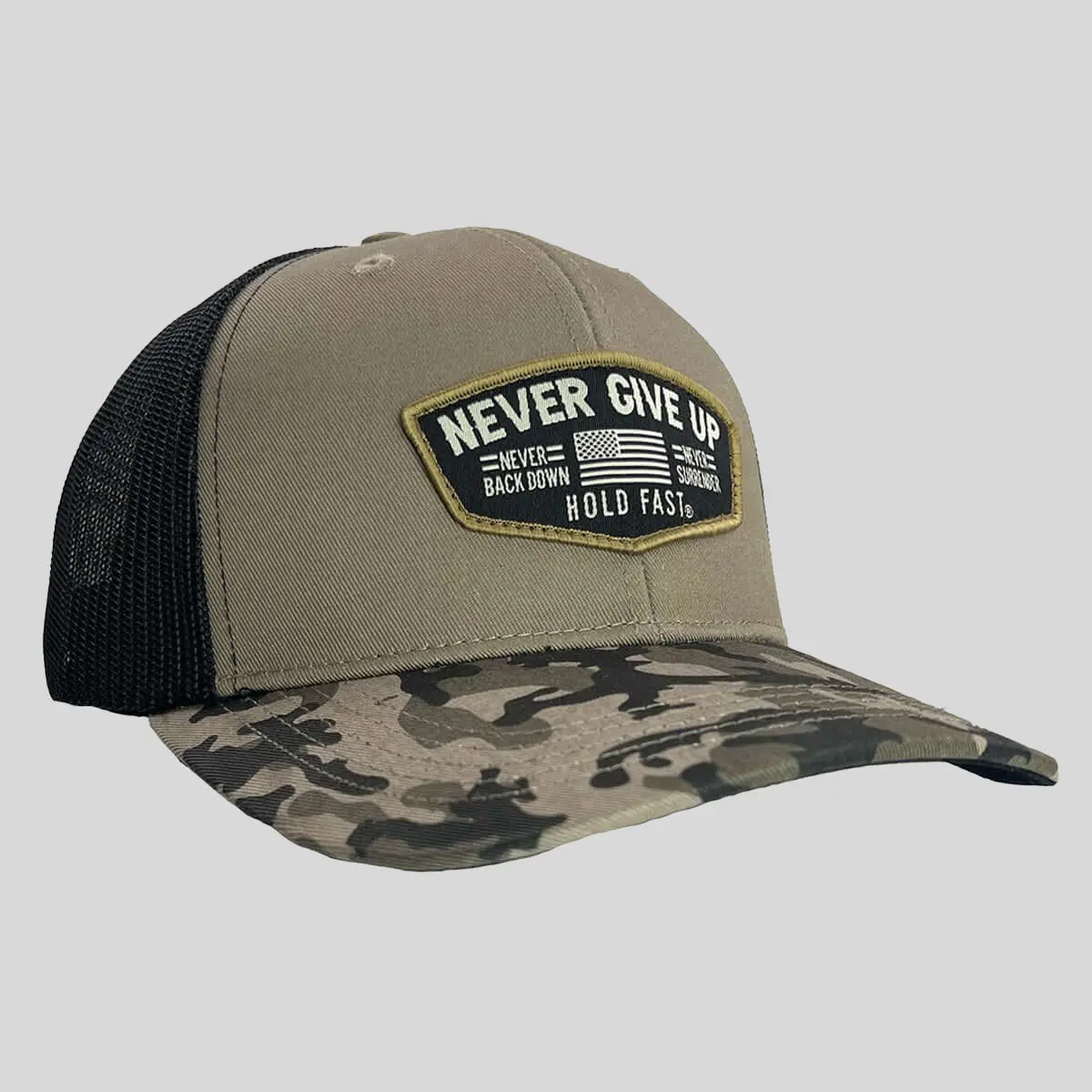 Men's Camouflage Trucker Baseball Cap - Structured Polyester Mesh Mens Hats with Never Give Up™ Message, Camo Trim Casual Hats, Adjustable Snapback, Camo Trim Hats