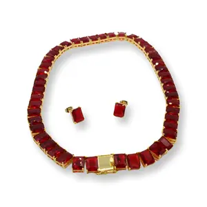Red Night Set - Classic and Elegant -  Red and Gold Glass Necklace & Earrings Set