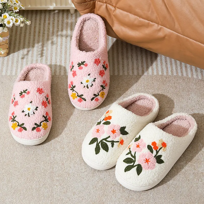 Women’s Cozy Floral Embroidered Footwear Warm Fuzzy Closed-Toe Indoor Winter Slippers Soft Plush Bedroom Shoes indoor home fluffy cotton mop