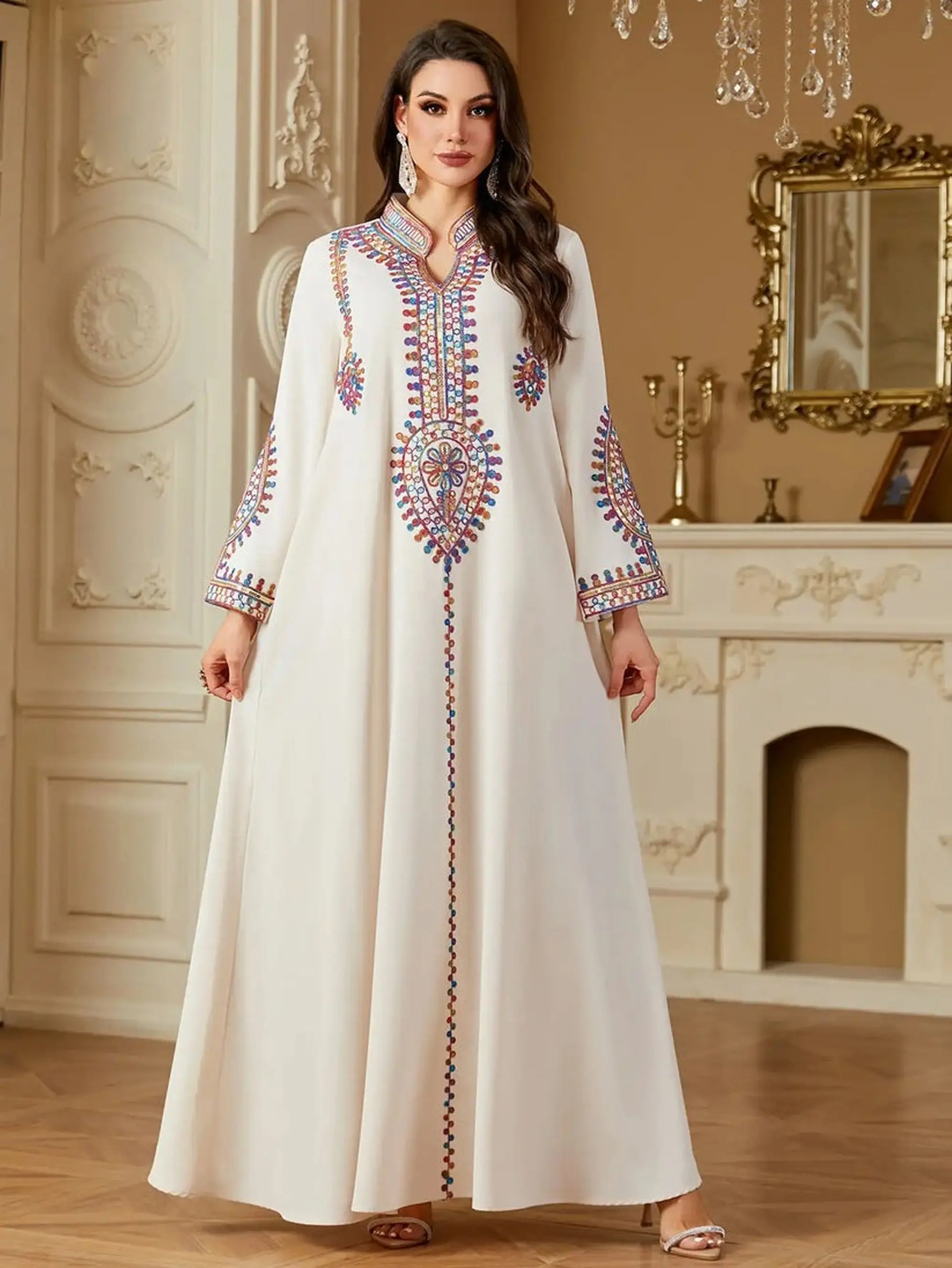 Elegant Embroidered Muslim Abaya Dress for Women, Middle Eastern Kaftan Maxi Dress with Long Sleeve and V-Neck, Elegant Dubai Turkish Moroccan Islamic Clothing, Modest Eid Prayer Outfit, Plus Size Ramadan Party Dress