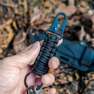 Outdoor Paracord Rope Keychain, 1 Count EDC Survival Kit Cord Lanyard, Military Emergency Key Chain for Hiking Camping, Climbing Carabiner