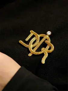 Women's Rhinestone Letter Brooch Pin, Cute Vintage Style Jewelry Gift for Girls, Fashion Accessory for All Occasions