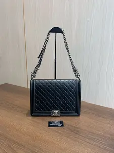 Pre-owned CHANEL leather Shoulder Bags CHENEL Black leboy lamskim large size【BF 12Z】YS1158