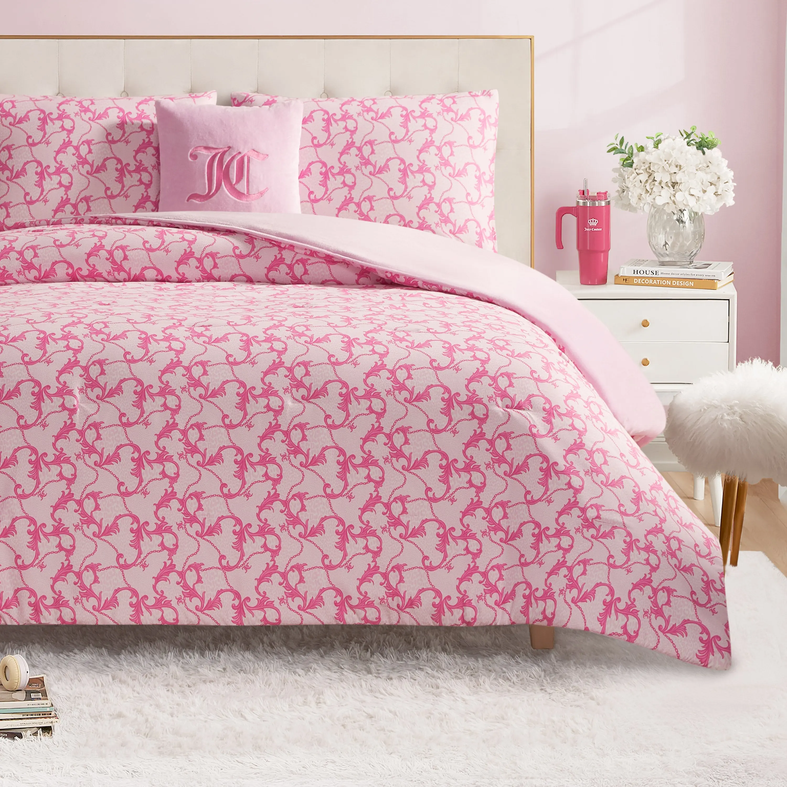 Solid Plush Reversible Cheetah Bows Comforter Set