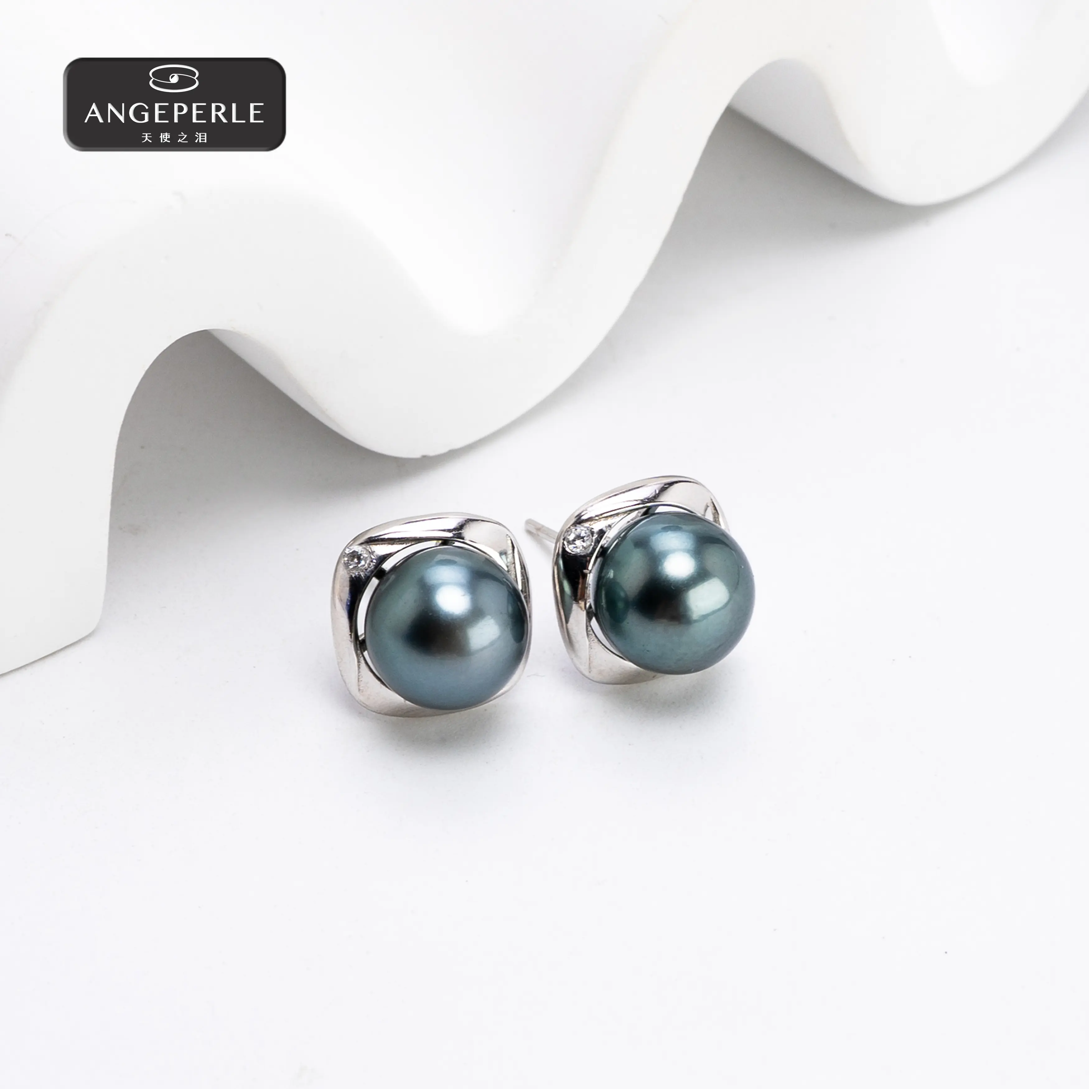 ANGEPERLE S925 Silver and Tahitian Saltwater Pearl Stud Earrings 9-10mm TKJY05