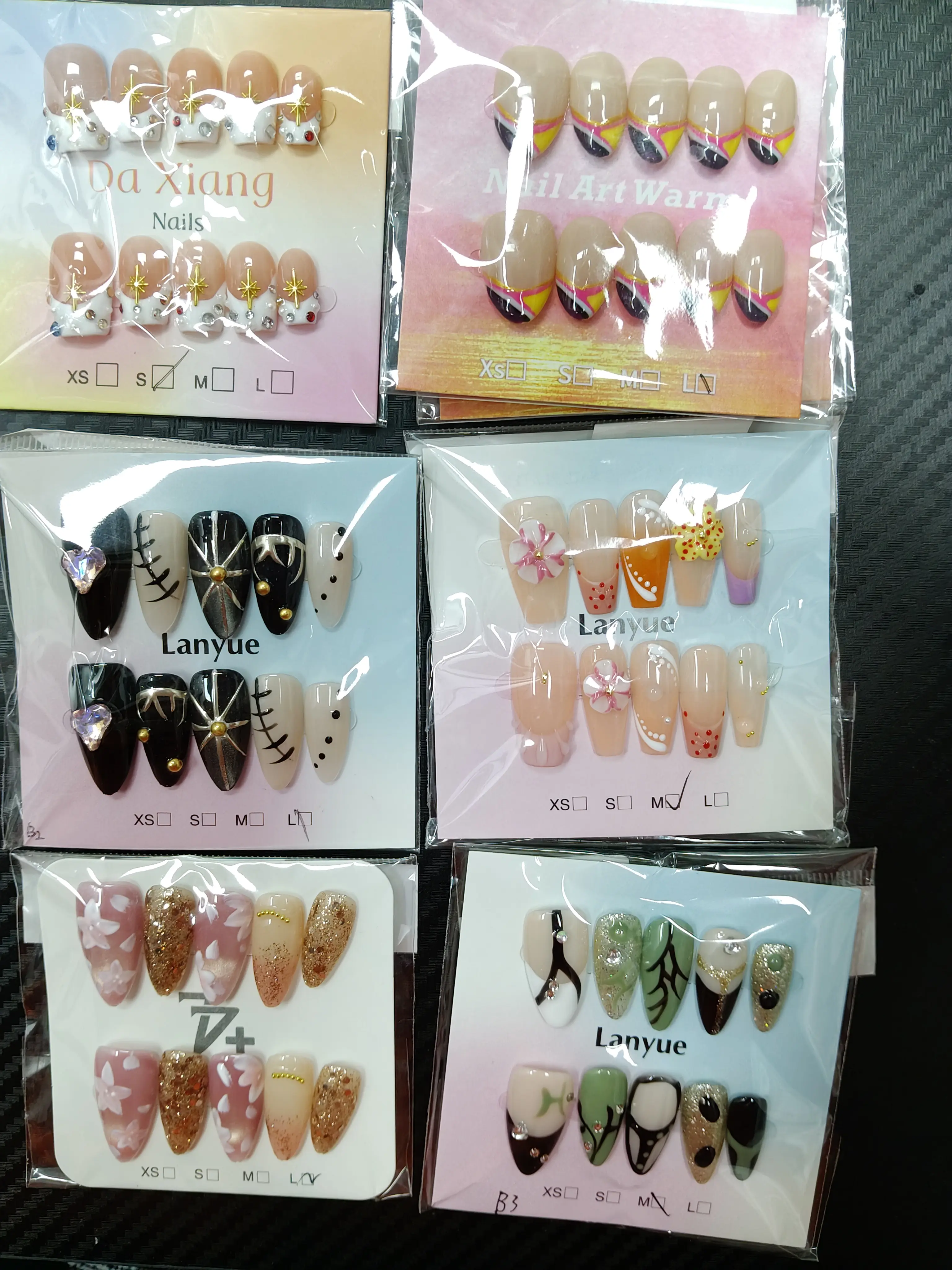 Cathy(9965)gc.30$ got 15 pairs with different style.