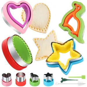 4 Pack Sandwich Cutters Cookie Cutters Sandwich Maker Bread Maker Lunchbox 4 Small Cookie Cutters