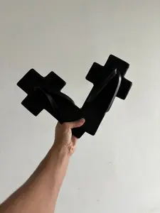 cross flops - signature flip flop design